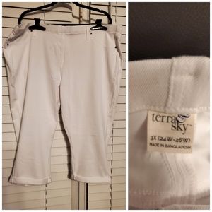 Terra & Sky White Capri Jeggings 3X